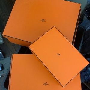 Hermès boxes 2 large boxes and 2 for shoes